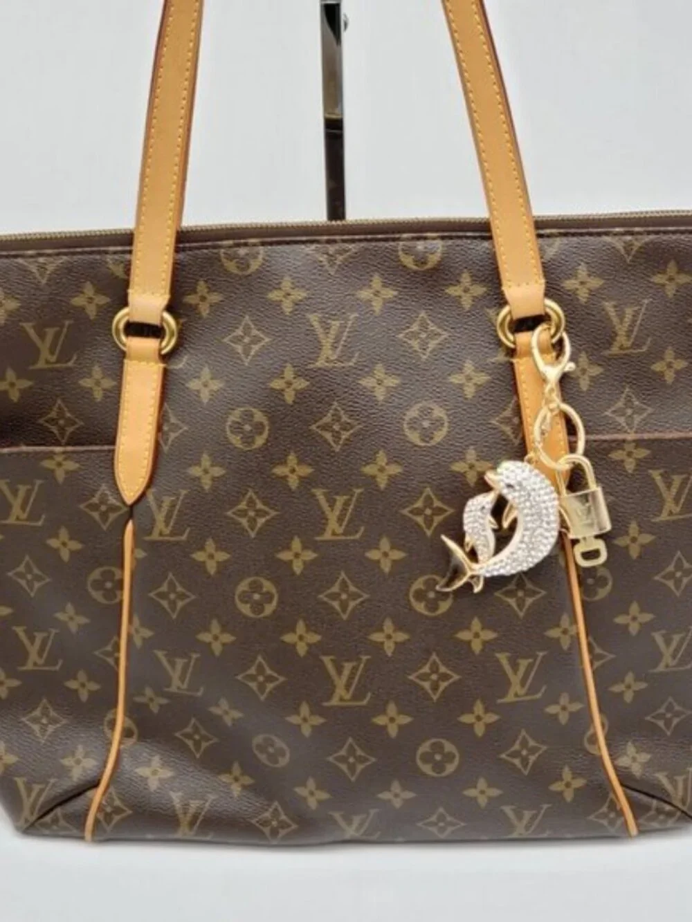 Louis Vuitton add touch
